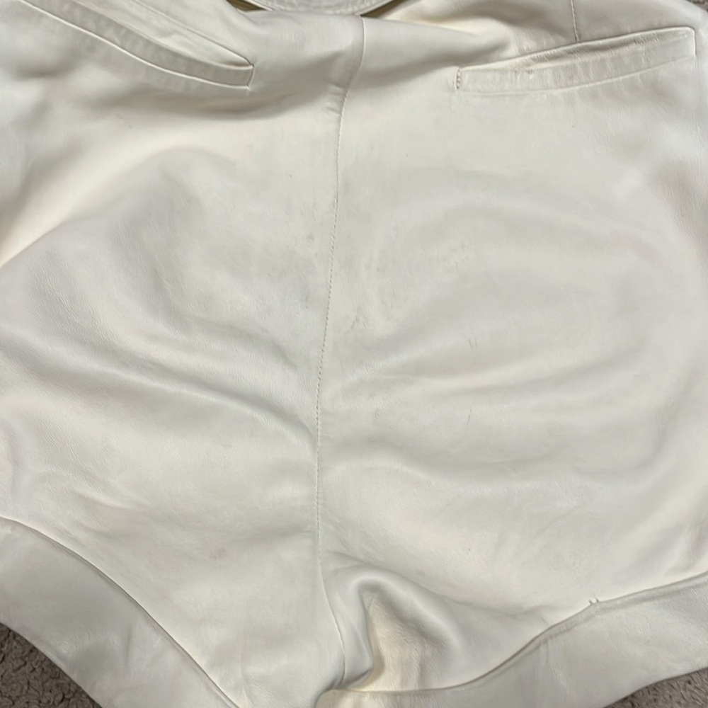 Frame Denim High Waist Cream bone lamb leather Belted Shorts - Picture 5 of 6